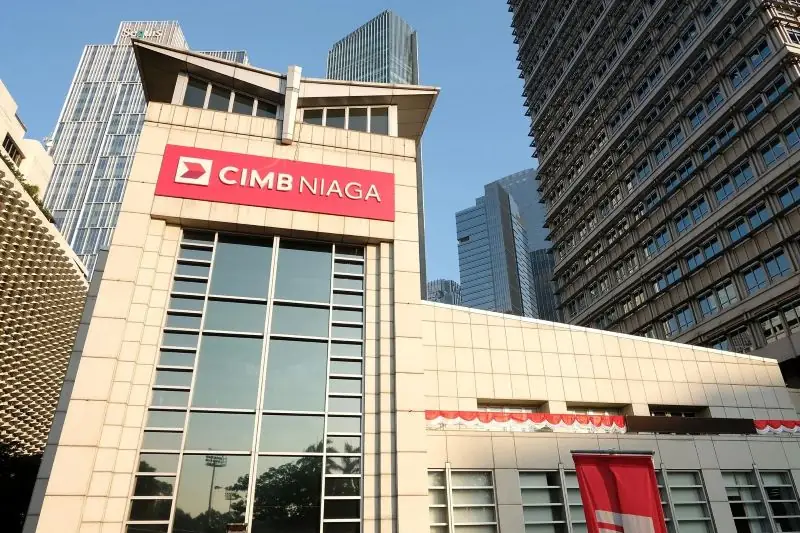 Saham BNGA Masih Tertekan, Tapi Analis Melihat Potensi Kenaikan yang Menarik
