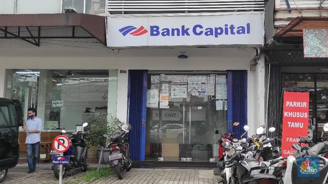 BACA Bergerak Melemah di Tengah Perdagangan, Investor Mencermati Prospek Pertumbuhan Bank Capital